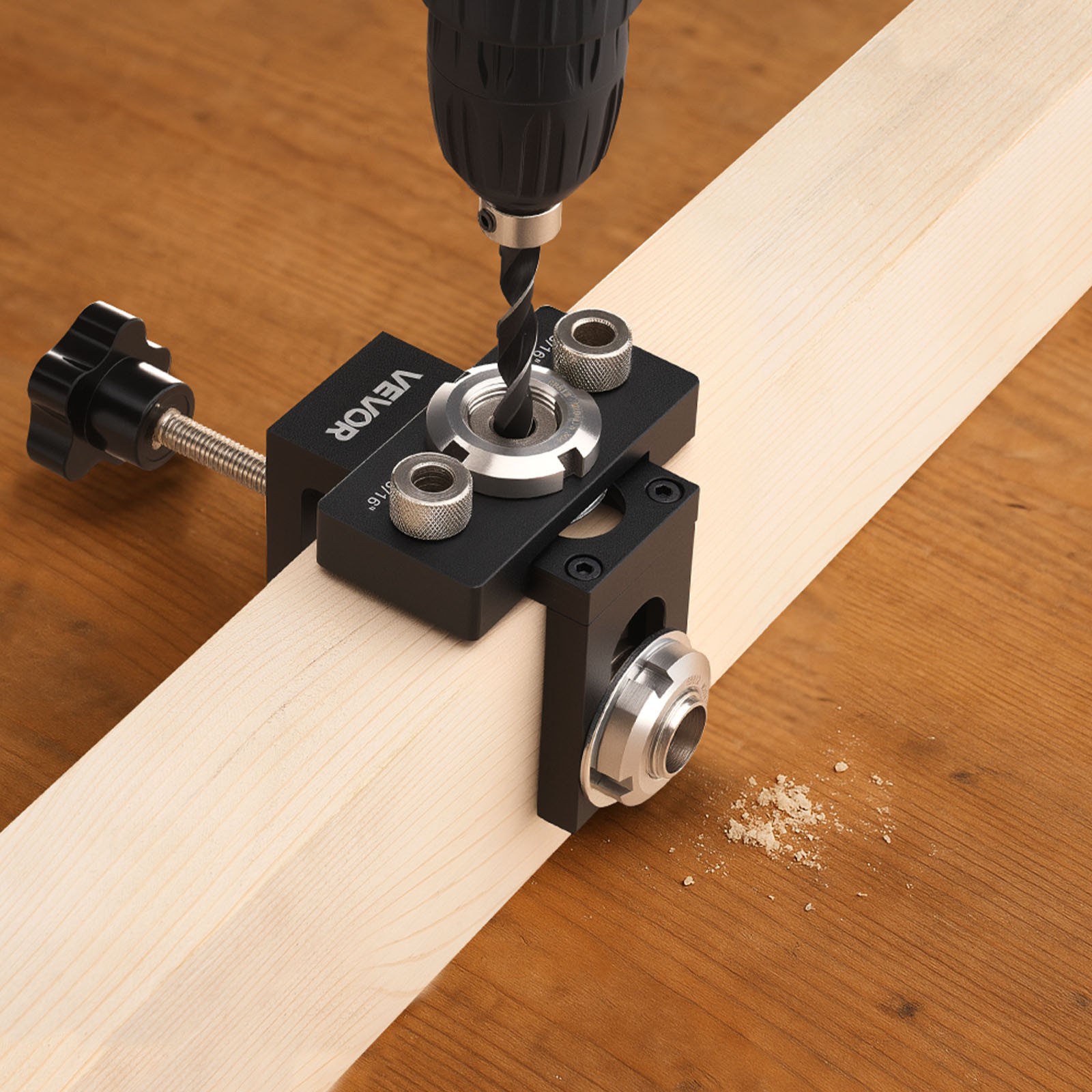 VEVOR Doweling Jig Kit Self Centering Dowel Drill Jig with 3 Drill Bits Woodwork