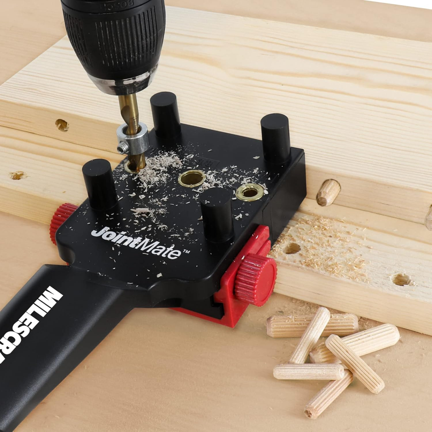 1333 Doweljig Kit – Self-Centering Handheld Dowel Jig with 3 Metal Bushing Sizes
