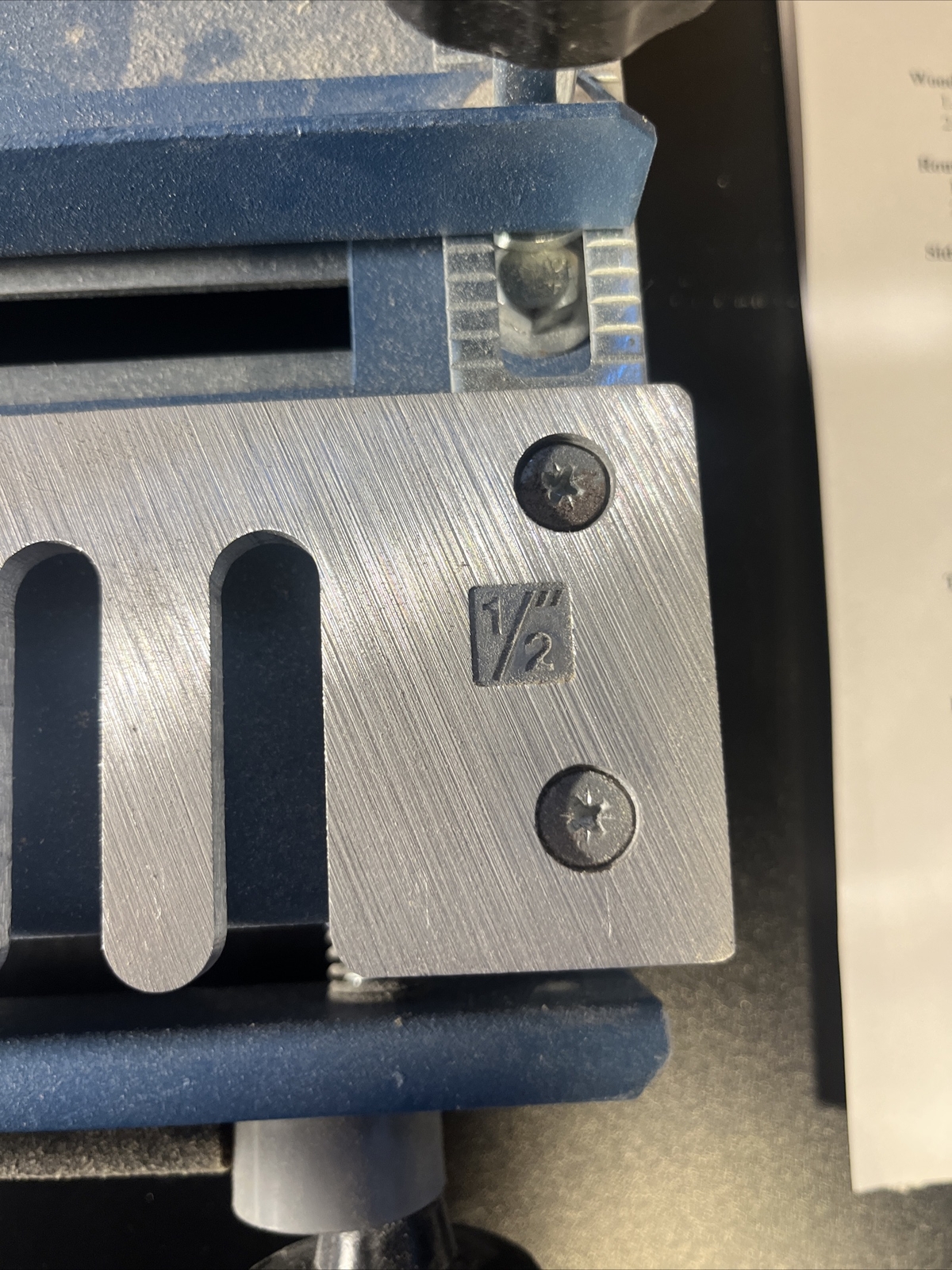 Central Machinery 12″ dovetail joint fixture model # 34102 w/ 1/2” Template