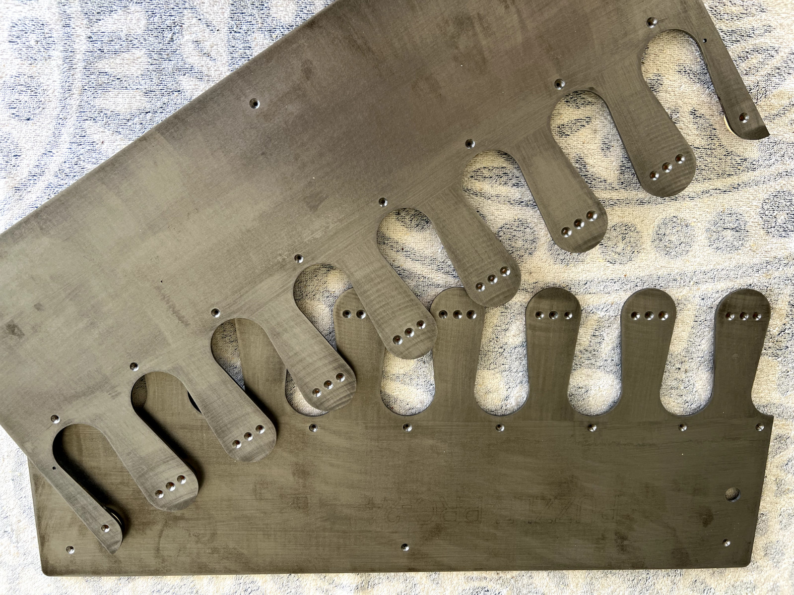 Puzzle-Pro! Puzzle joint templates for small boatbuilding and other projects.